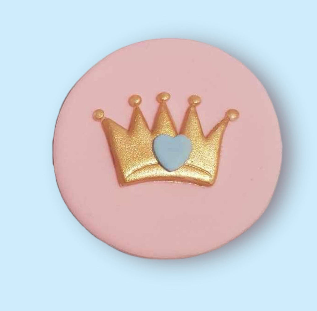 Princess Cupcake Toppers – Fondant Crowns, Carriages, Name & Age Set (Edible, Handmade UK)