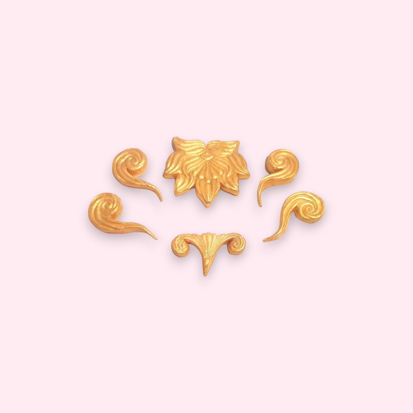 Princess Carriage Cake Topper Set – Edible Custom Fondant Decorations for Magical Birthdays