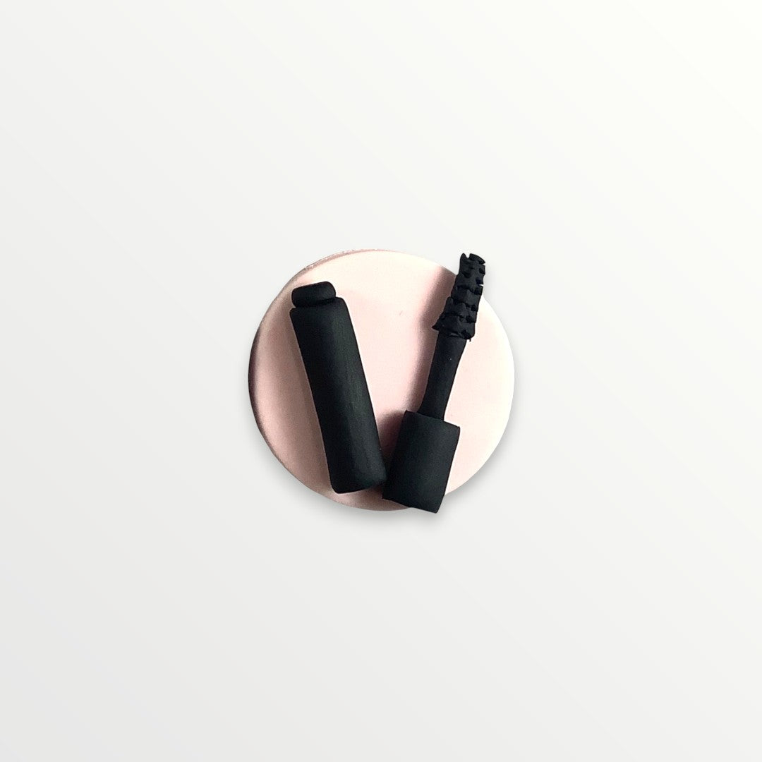 Mini Makeup Cupcake Toppers – Edible Fondant Beauty Set